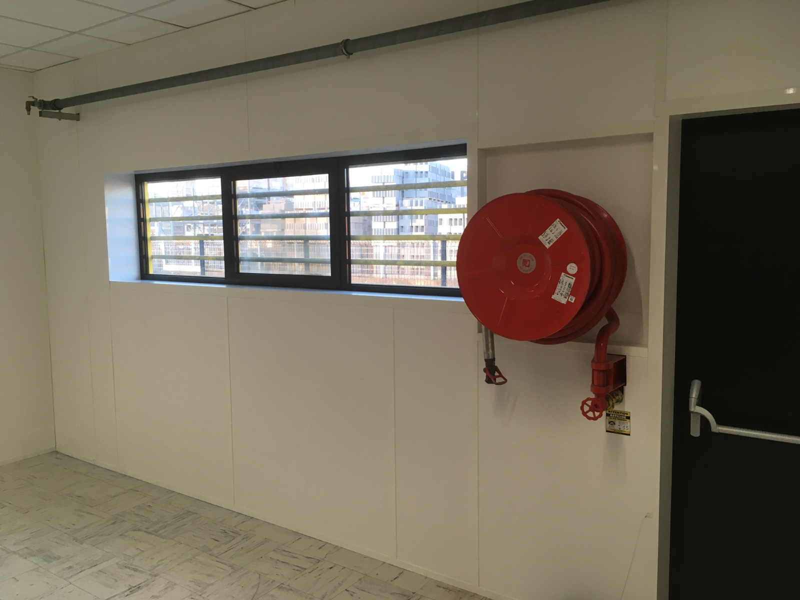 Sarl Coconnier Michel Plaquiste Vitre Modulaire 7